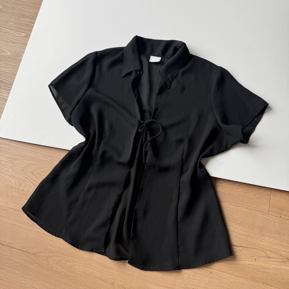 Vintage Black Sheer Tie Front Blouse Y2K Short Sleeve Shirt 14/16 Studio C Plus